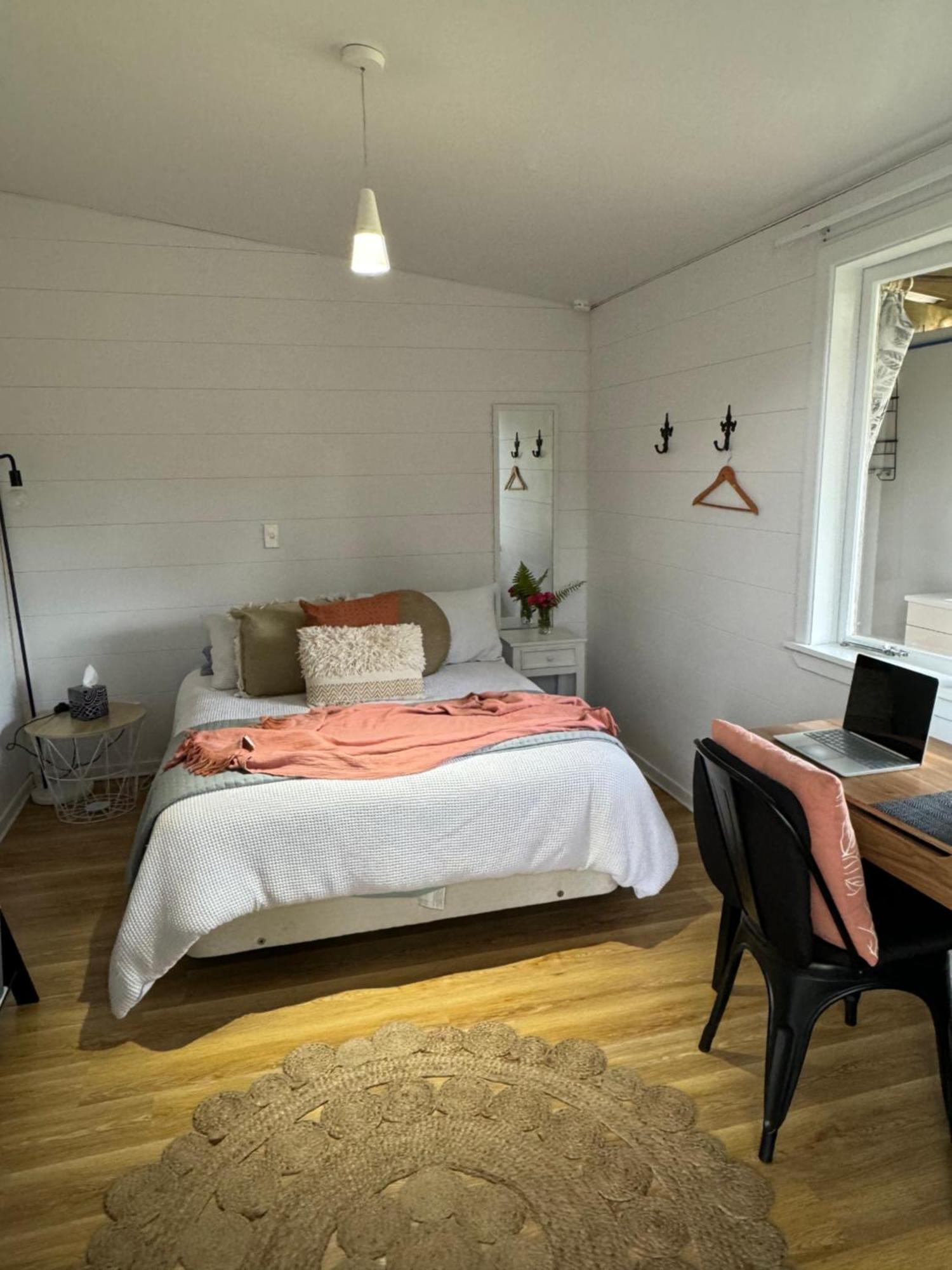 Private Cabin Close To The City Centre Whangarei Exteriör bild